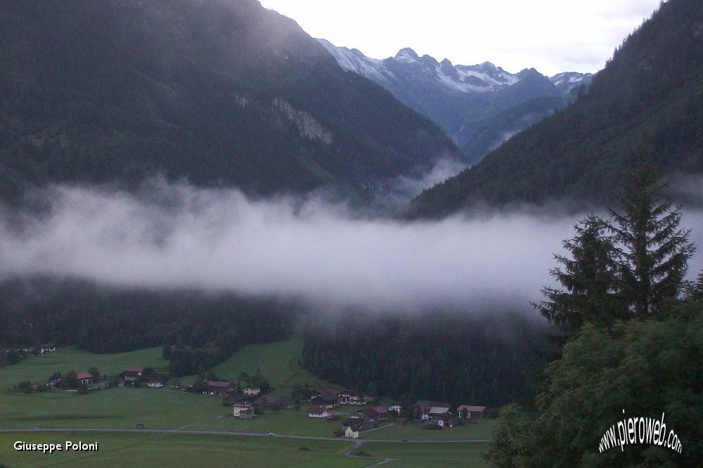 03- il giorno dopo, nebbia e neve! .jpg